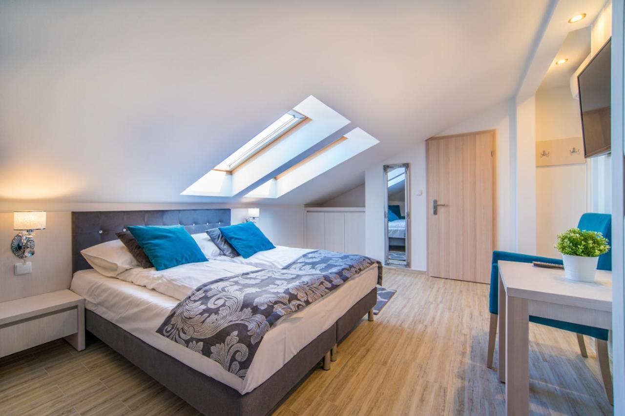 Delfin Bed and Breakfast Międzywodzie Exteriör bild